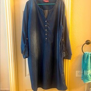 Women Within Casual Blue denim Button-Down Dress